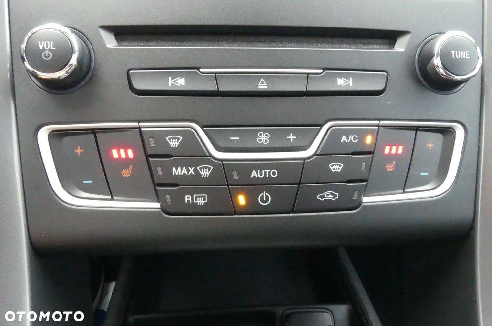 Ford Mondeo 2.0 TDCi Titanium - 14