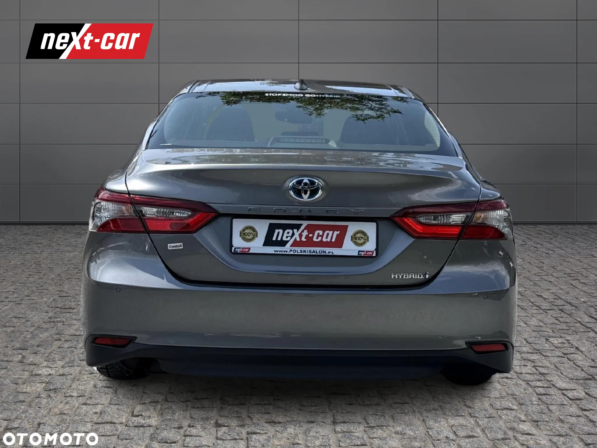 Toyota Camry 2.5 Hybrid Comfort CVT - 4