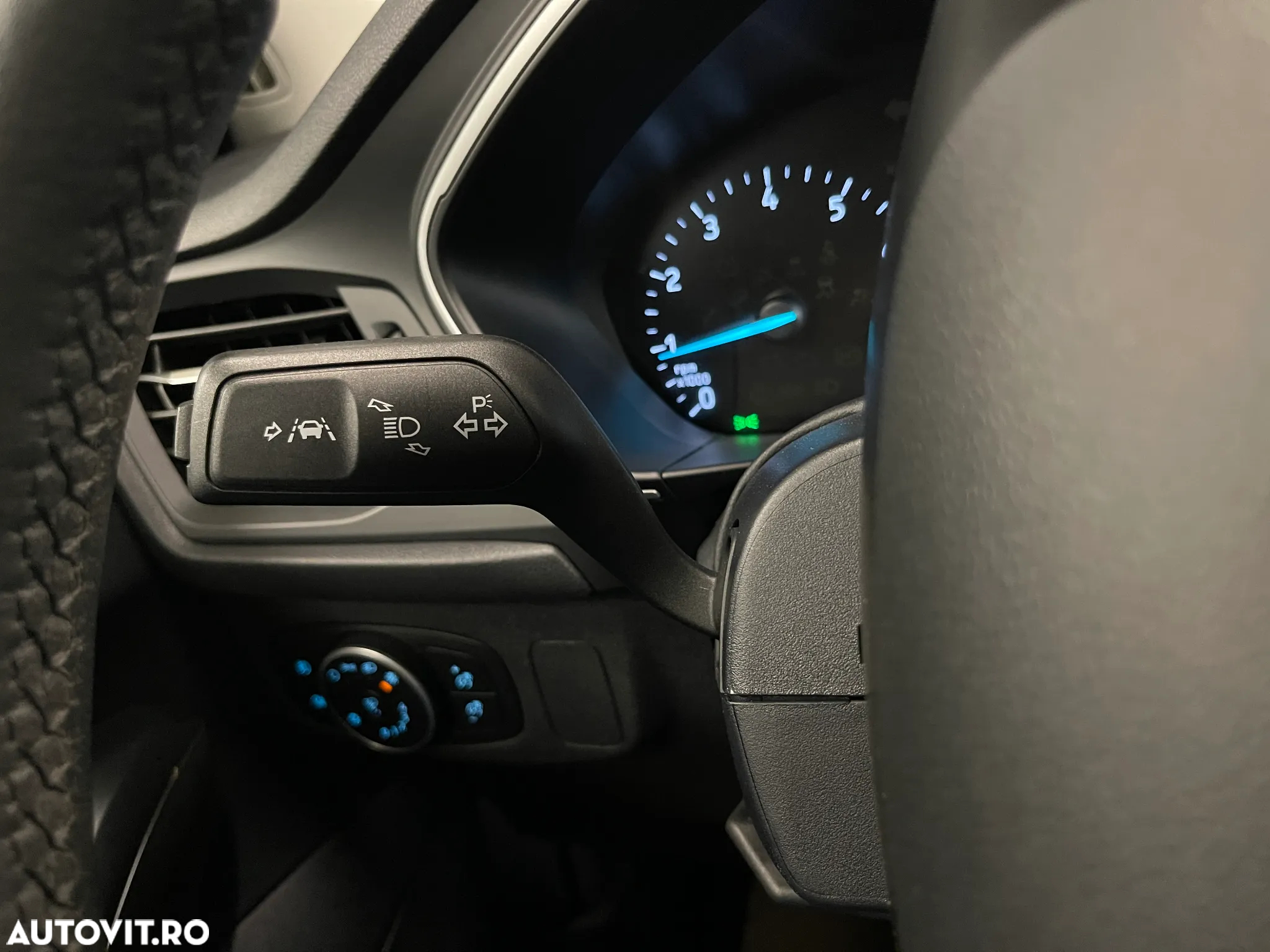 Ford Focus 1.0 EcoBoost MHEV Connected - 27