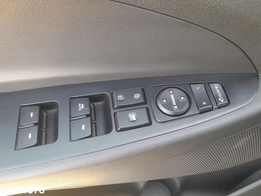 Hyundai Tucson 1.6 GDI BlueDrive GO 2WD - 20