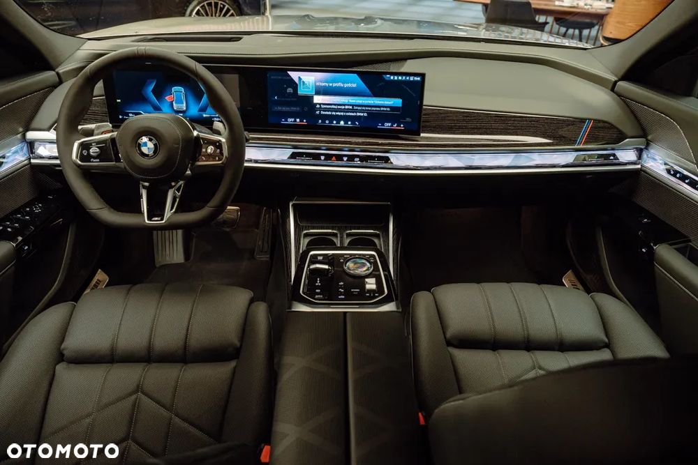 BMW Seria 7 - 7