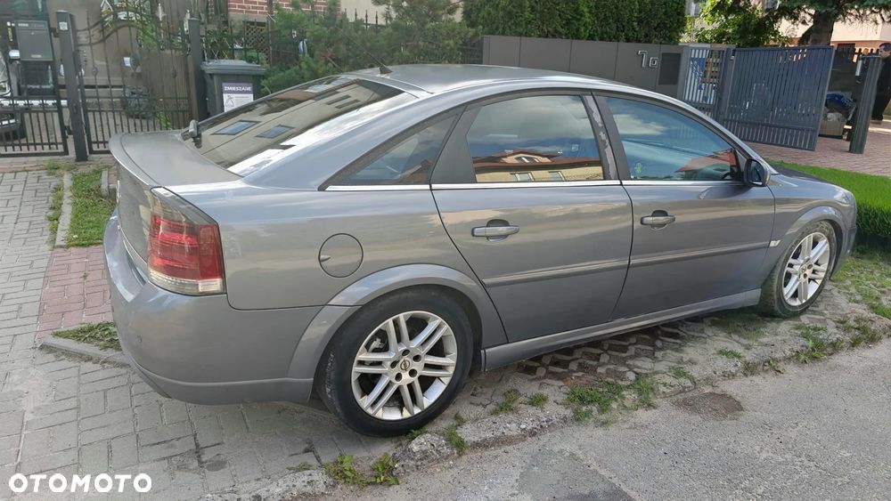 Opel Vectra 2.2 DTI Elegance ActiveSelect - 2