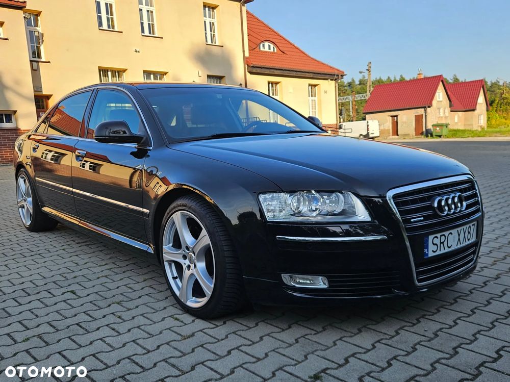Audi A8 4.2 FSI L Quattro - 1