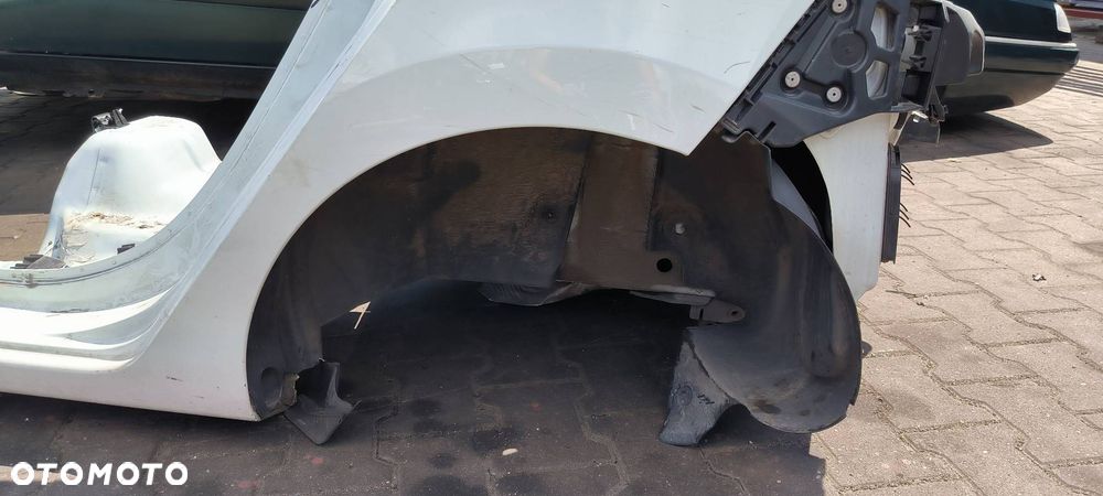 ĆWIARTKA BŁOTNIK LEWY TYŁ RENAULT CLIO IV OV369 - 7