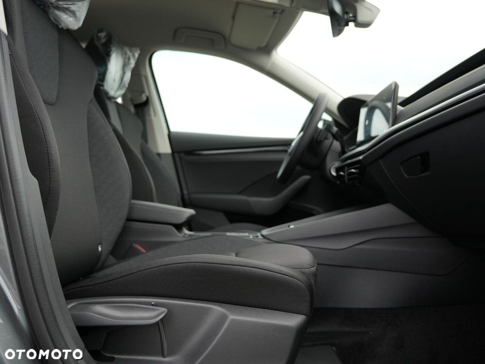 Skoda Octavia 1.5 TSI mHEV Drive Essence DSG - 38