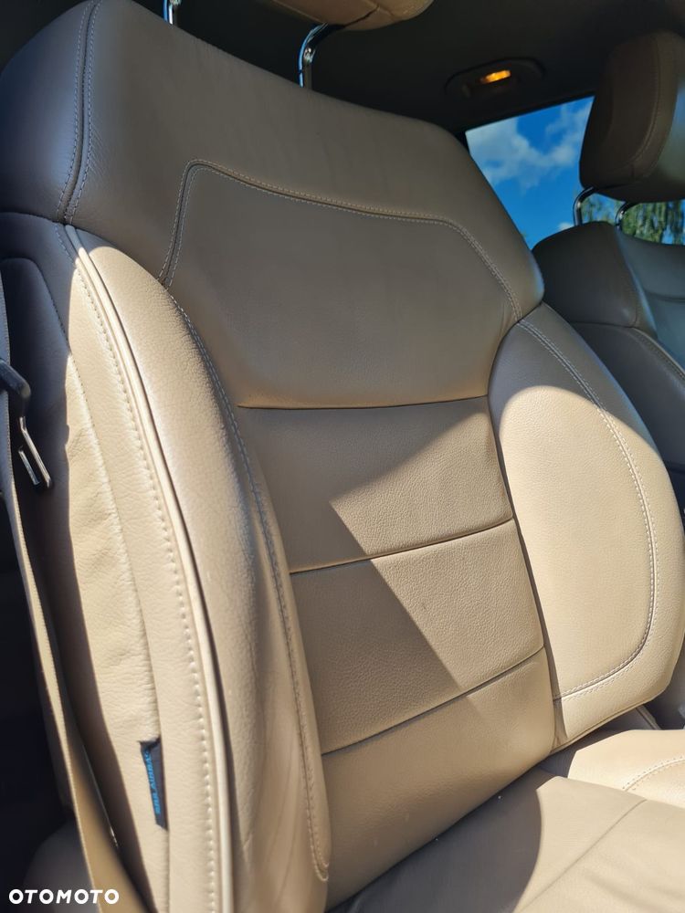 Mercedes-Benz ML 350 BlueTec 4-Matic - 18