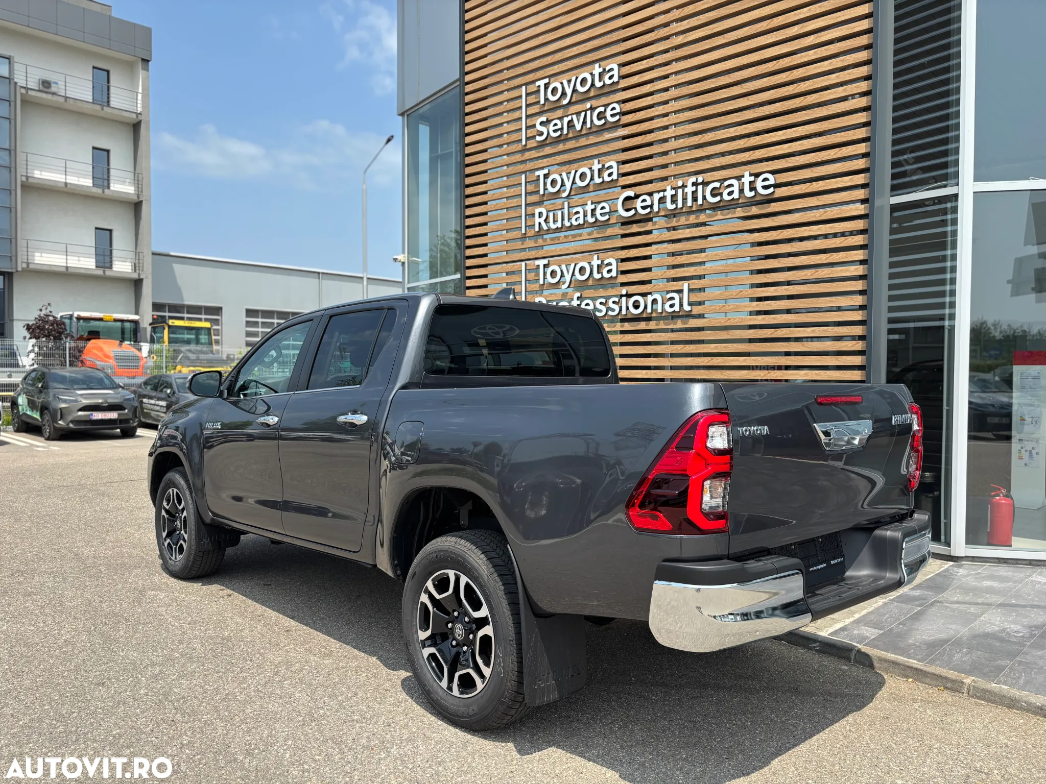 Toyota Hilux 2.4D 150CP 4x4 Double Cab AT Executive - 4