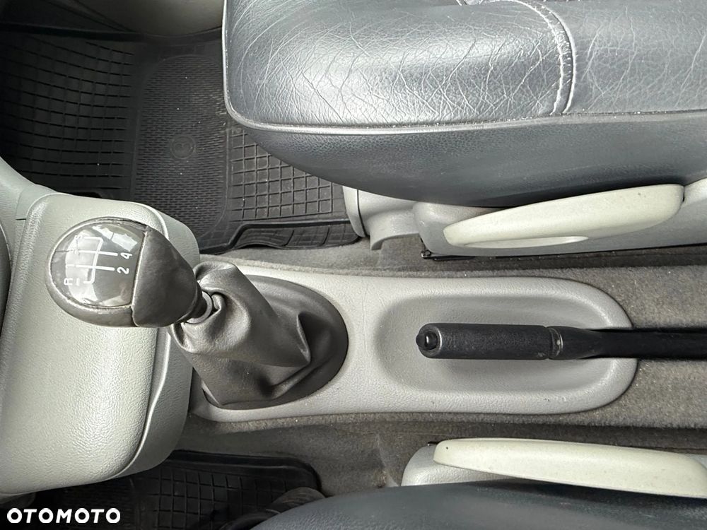 Renault Scenic 1.6 16V Luxe Expression - 23