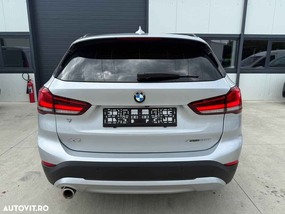 BMW X1 xDrive25e xLine - 10