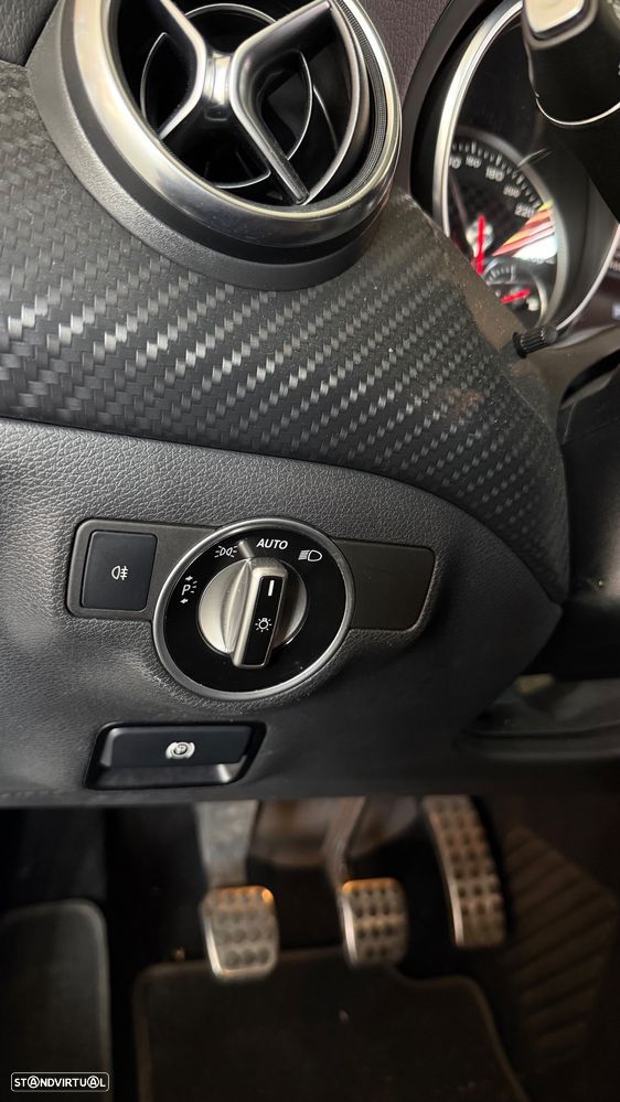 Mercedes-Benz A 180 CDI BE AMG Sport - 21