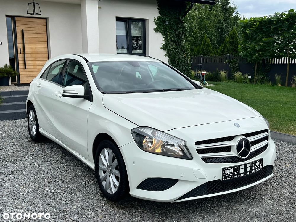 Mercedes-Benz Klasa A 180 (BlueEFFICIENCY) - 23
