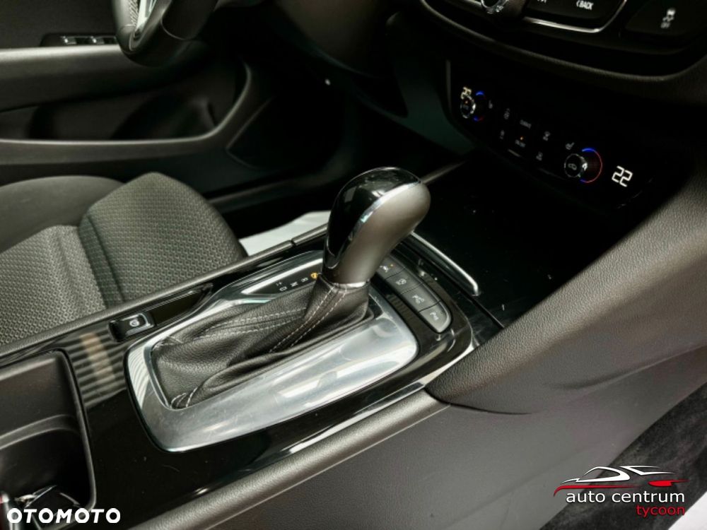 Opel Insignia - 15