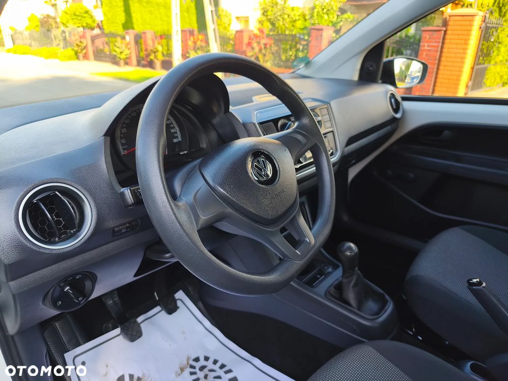 Volkswagen up! club - 37
