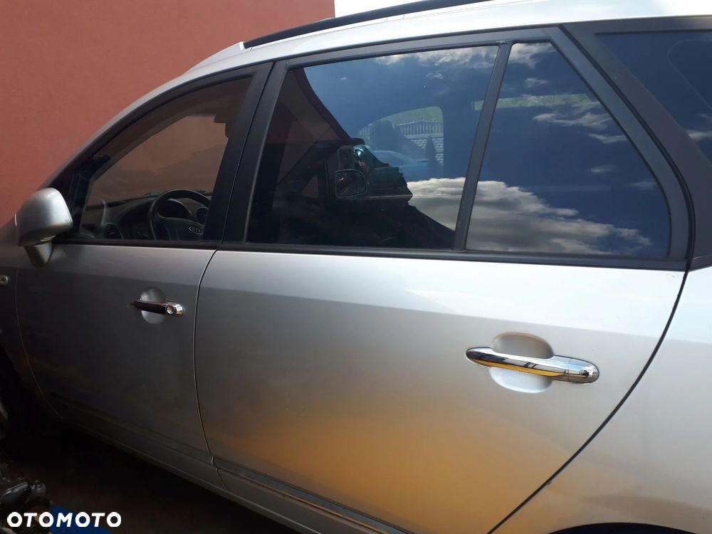 KIA CARENS III 06-11 OSŁONA PRZECIWSŁONECZNA PRAWA LEWA  7S - 19