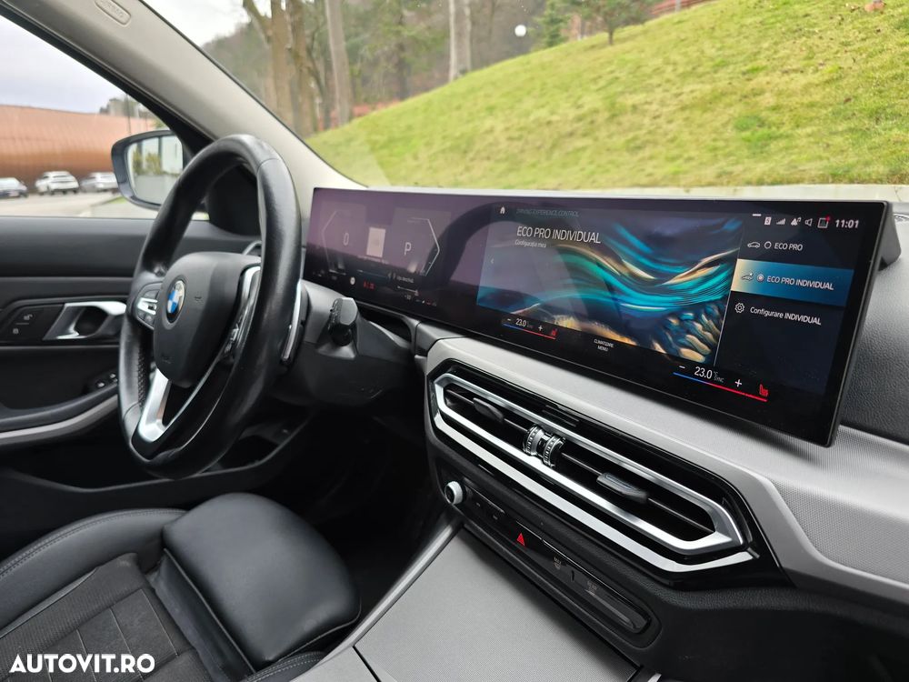 BMW Seria 3 318d Touring Aut. Sport Line - 23