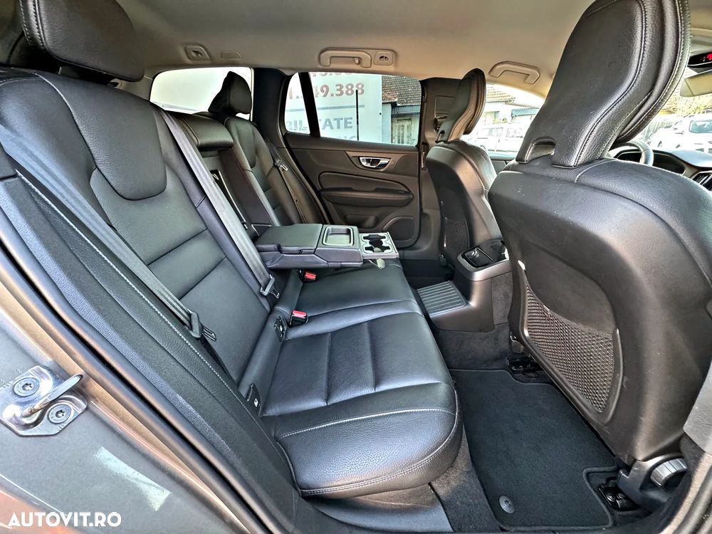 Volvo V60 T8 AWD Recharge Geartronic Inscription - 7