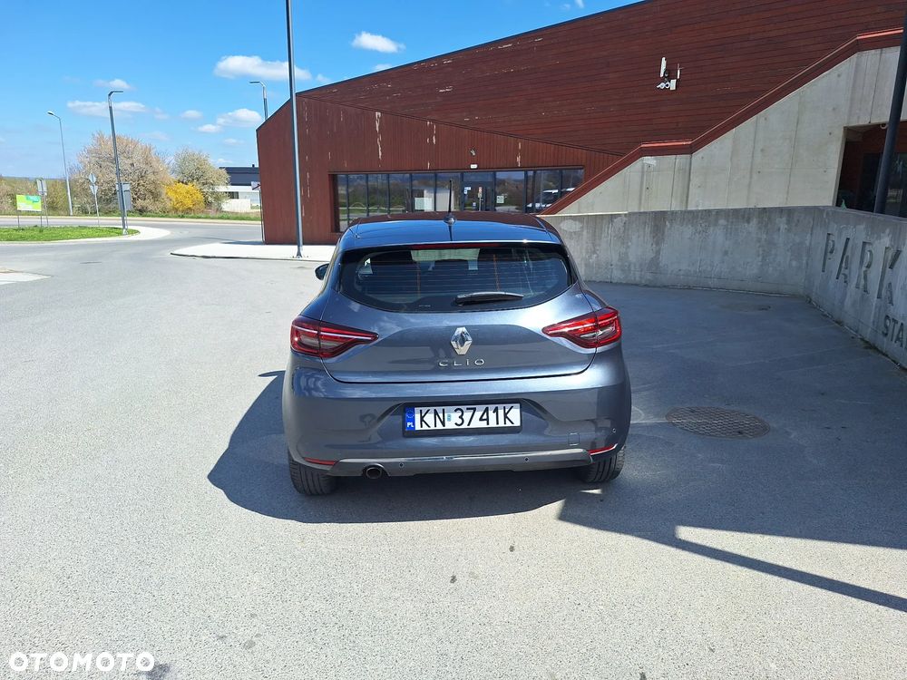 Renault Clio - 19