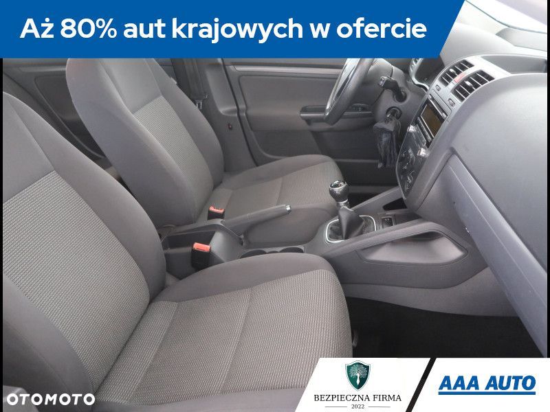 Volkswagen Golf - 10