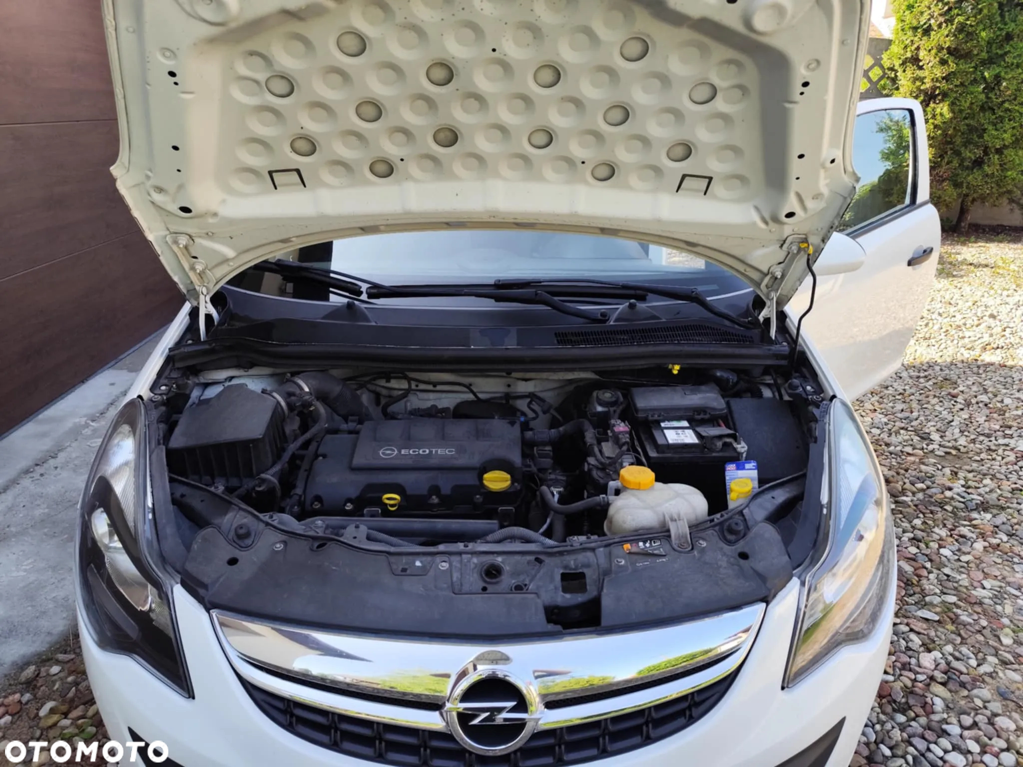 Opel Corsa 1.2 16V Enjoy - 10