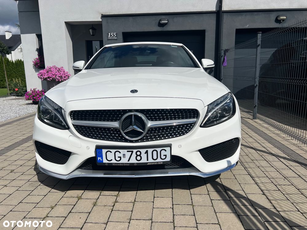 Mercedes-Benz Klasa C 300 9G-TRONIC AMG Line - 2