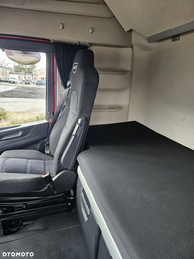 Iveco S-WAY - 10