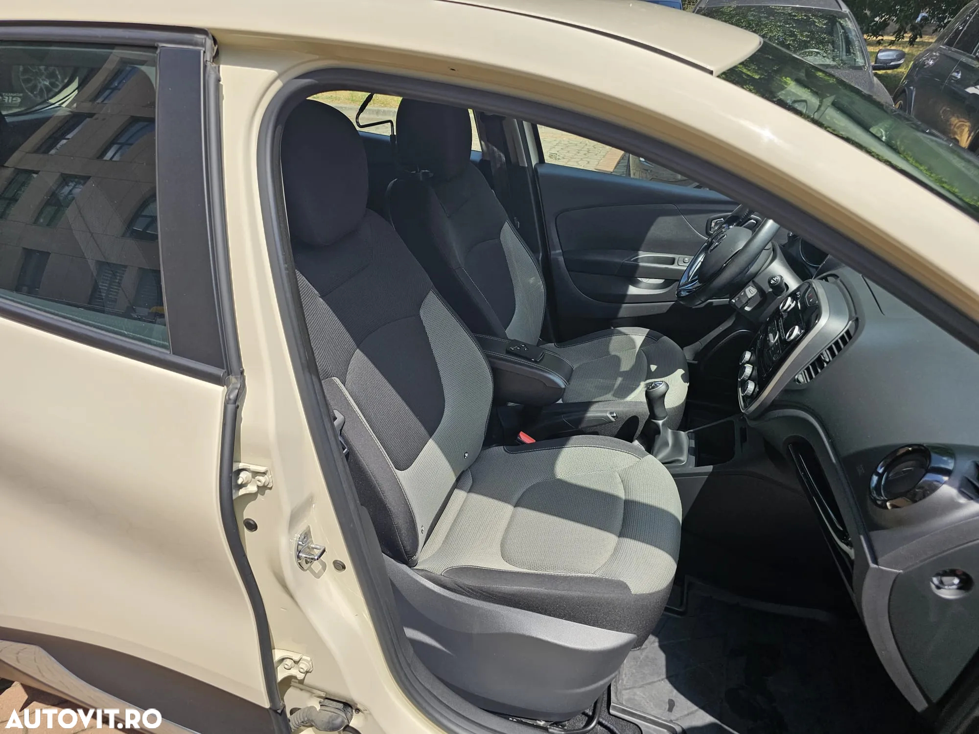 Renault Captur - 6