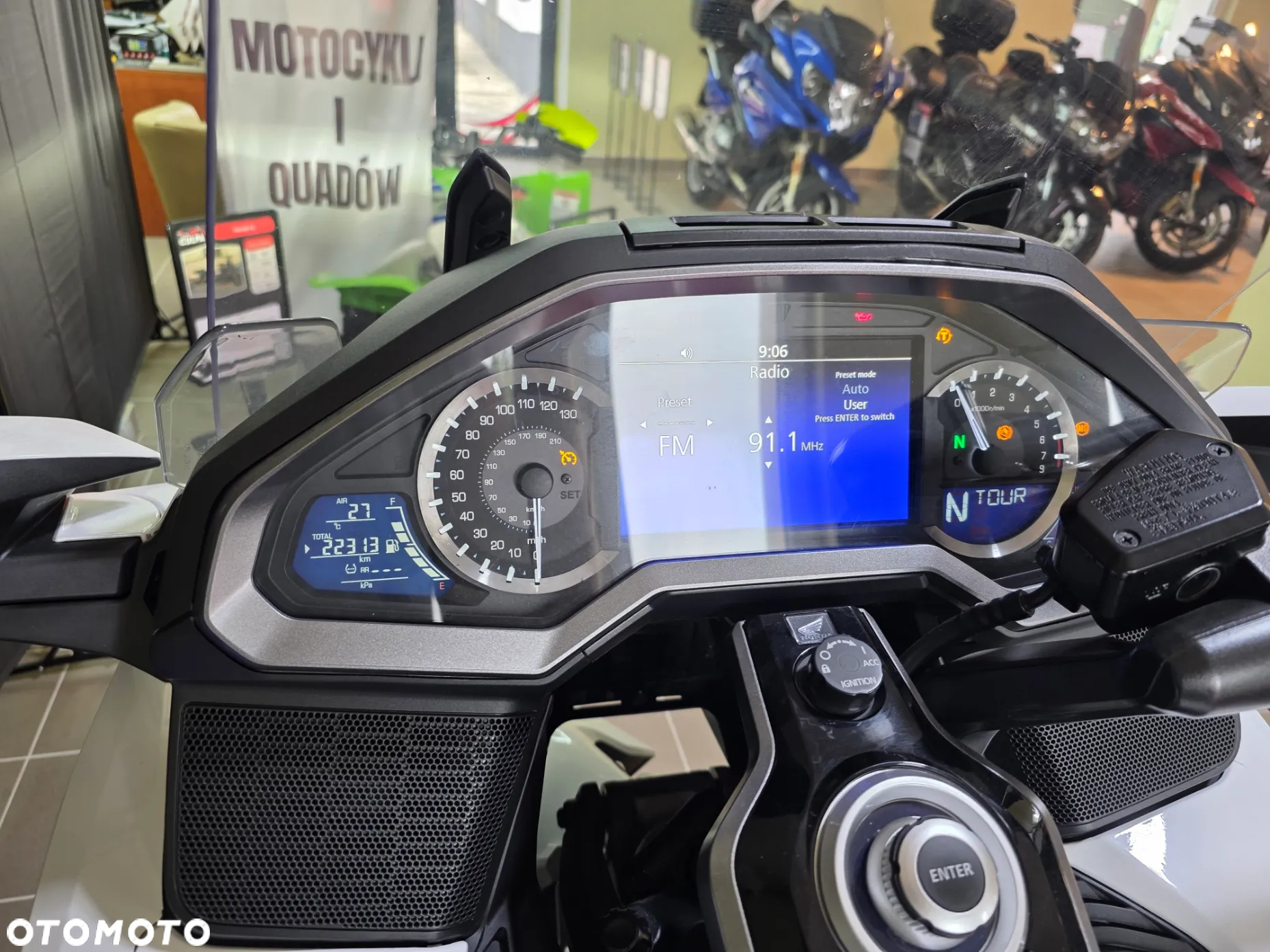 Honda GL - 23