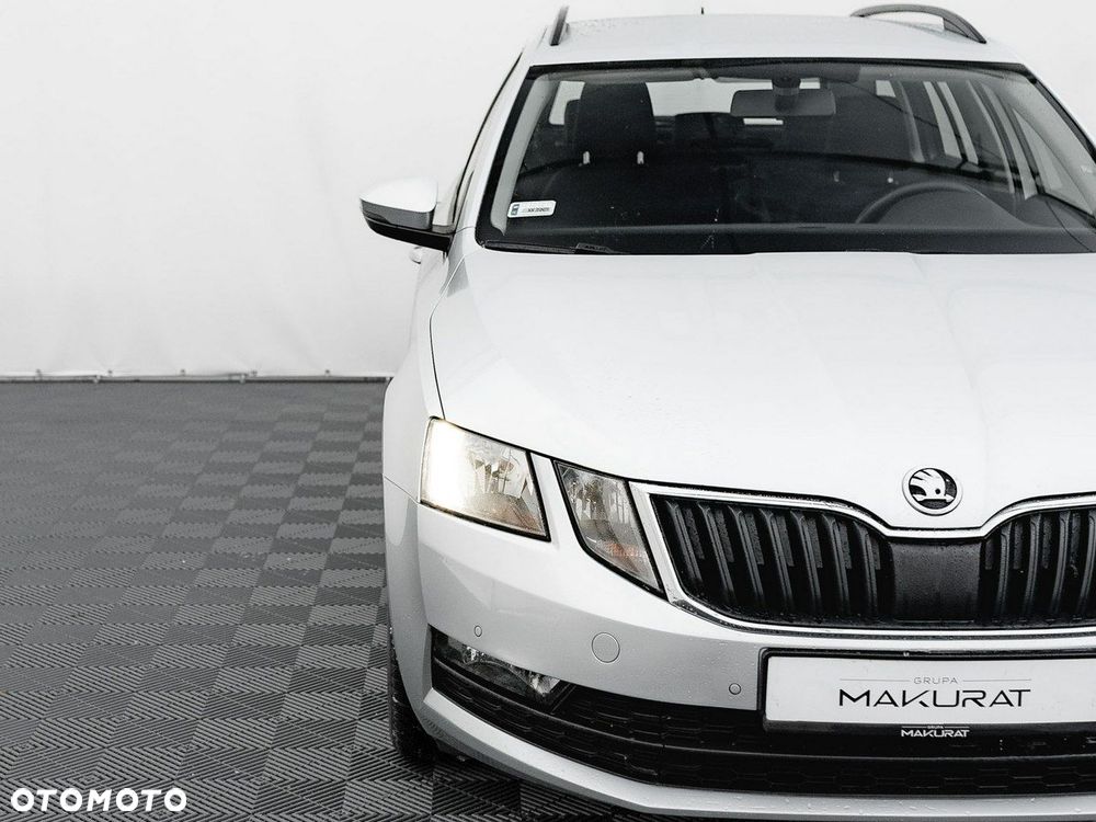 Skoda Octavia 2.0 TDI SCR Ambition DSG - 9