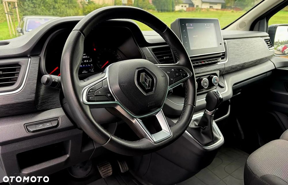 Renault Trafic 2.0 dCi - 18