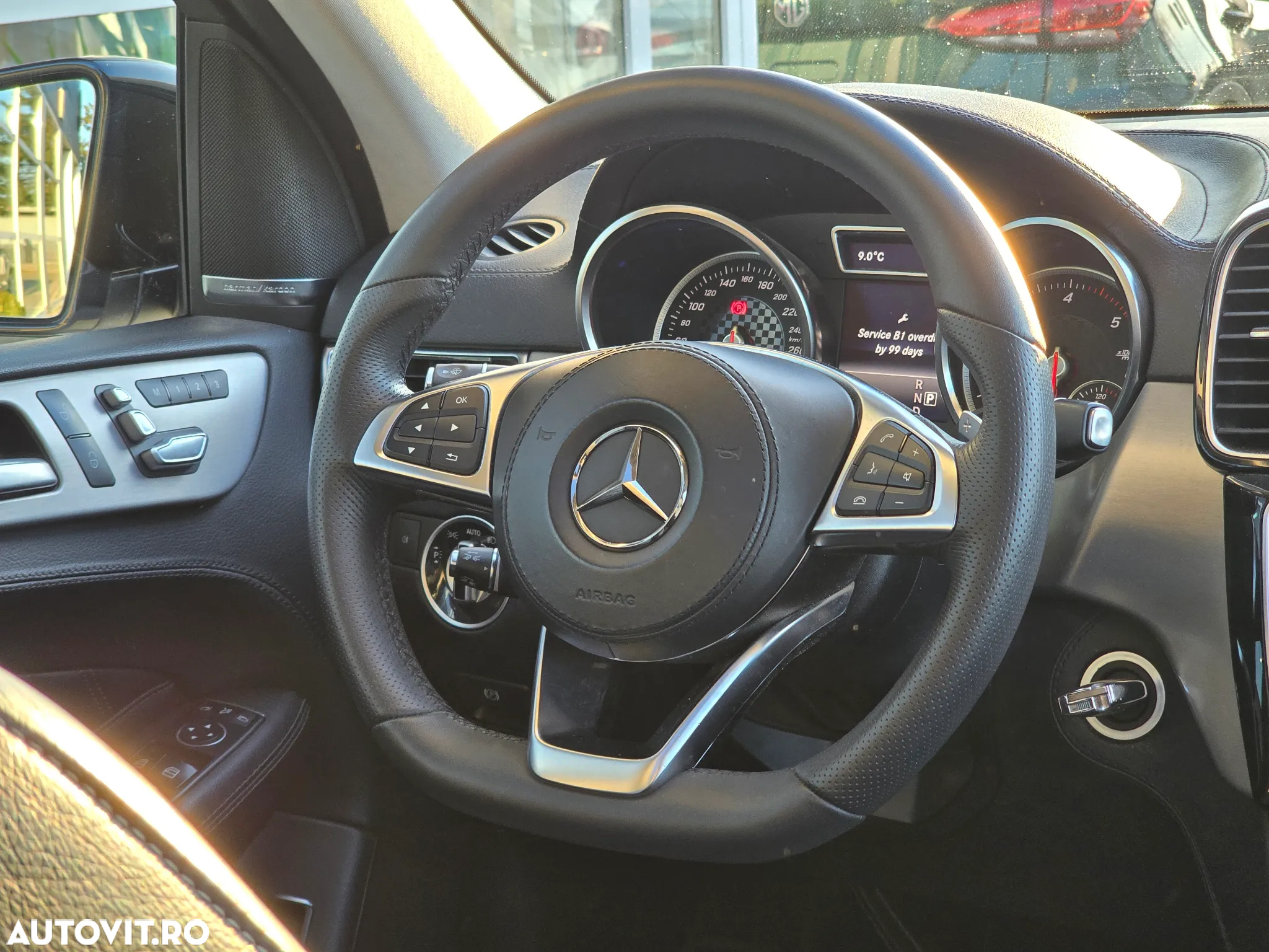 Mercedes-Benz GLS - 20