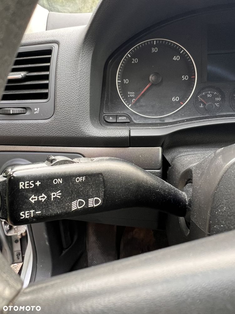 Volkswagen Golf 1.9 TDI Comfortline - 9