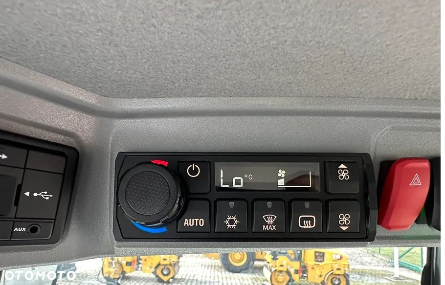 Caterpillar 906 - 30