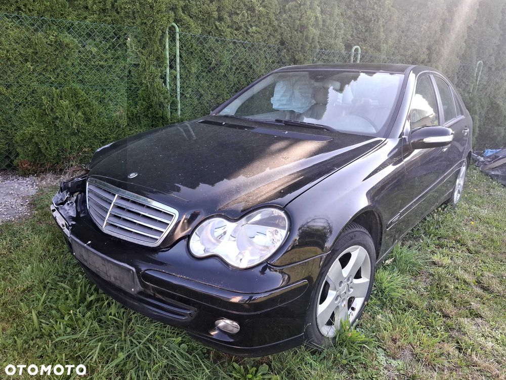 Mercedes-Benz Klasa C - 2