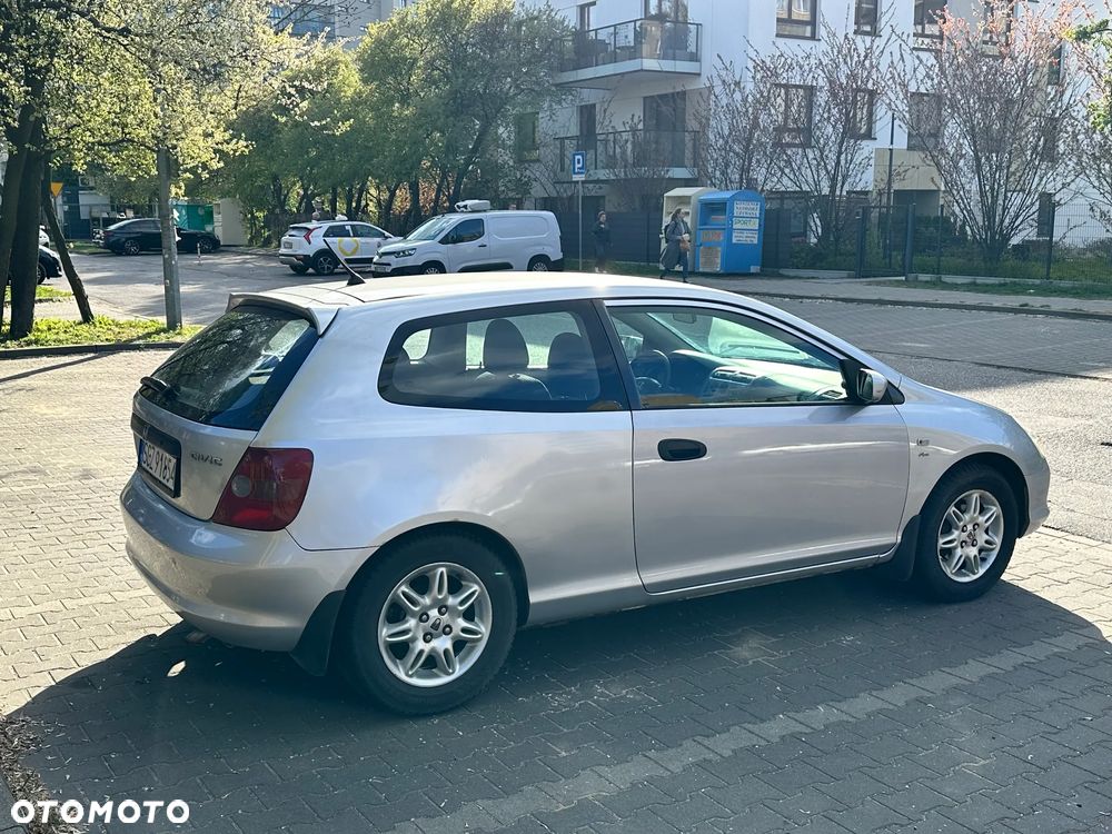Honda Civic 1.4i LS - 3