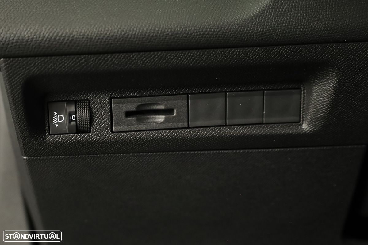 Peugeot 308 SW 1.2 PureTech Allure Pack EAT8 - 19