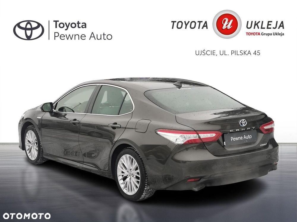 Toyota Camry 2.5 Hybrid Executive CVT - 6
