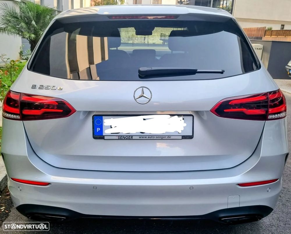 Mercedes-Benz B 250 - 12