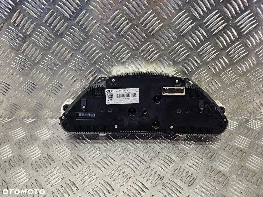 AUDI Q7 4L LIFT 09-15R LICZNIK ZEGARY UK ANGLIK 4L0920982K - 4