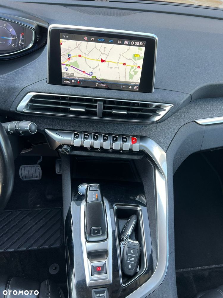 Peugeot 3008 - 24
