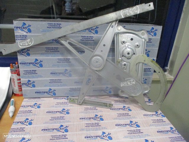 Elevador Sem Motor 807200007R RENAULT GRAND SCENIC 3 FASE 1  LONG 2010 1.9DCI 130CV 5P CINZA ESCURO FD - 2