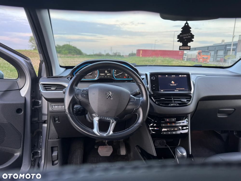 Peugeot 2008 - 14