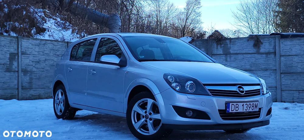 Opel Astra 1.8 Innovation - 1