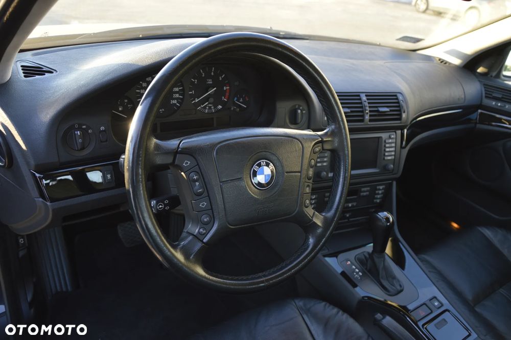 BMW Seria 5 - 9