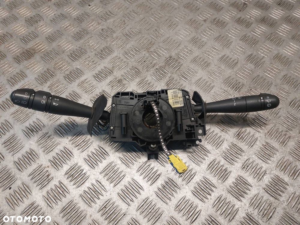 MANETKA PRZEŁĄCZNIK ZESPOLONY DACIA SANDERO I 8200792584 - 1