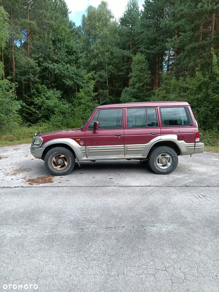 Hyundai Galloper LWB7 3.0 V6 - 4