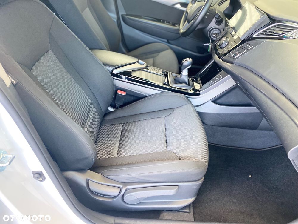 Hyundai i40 1.6 GDI Business - 11