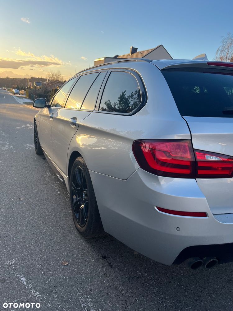 BMW Seria 5 525d xDrive Sport-Aut - 5