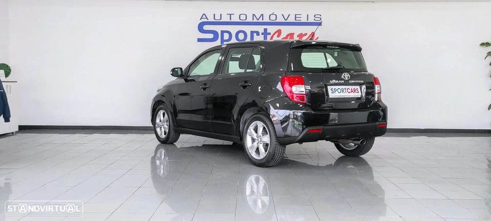 Toyota Urban Cruiser - 5