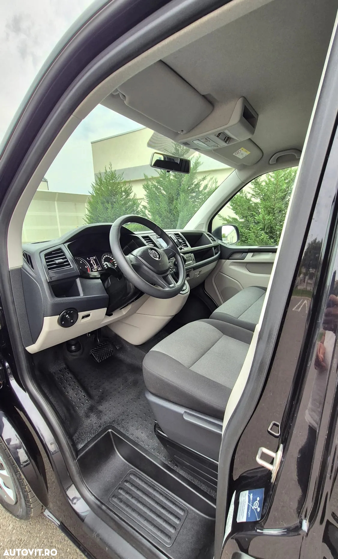 Volkswagen Transporter - 10