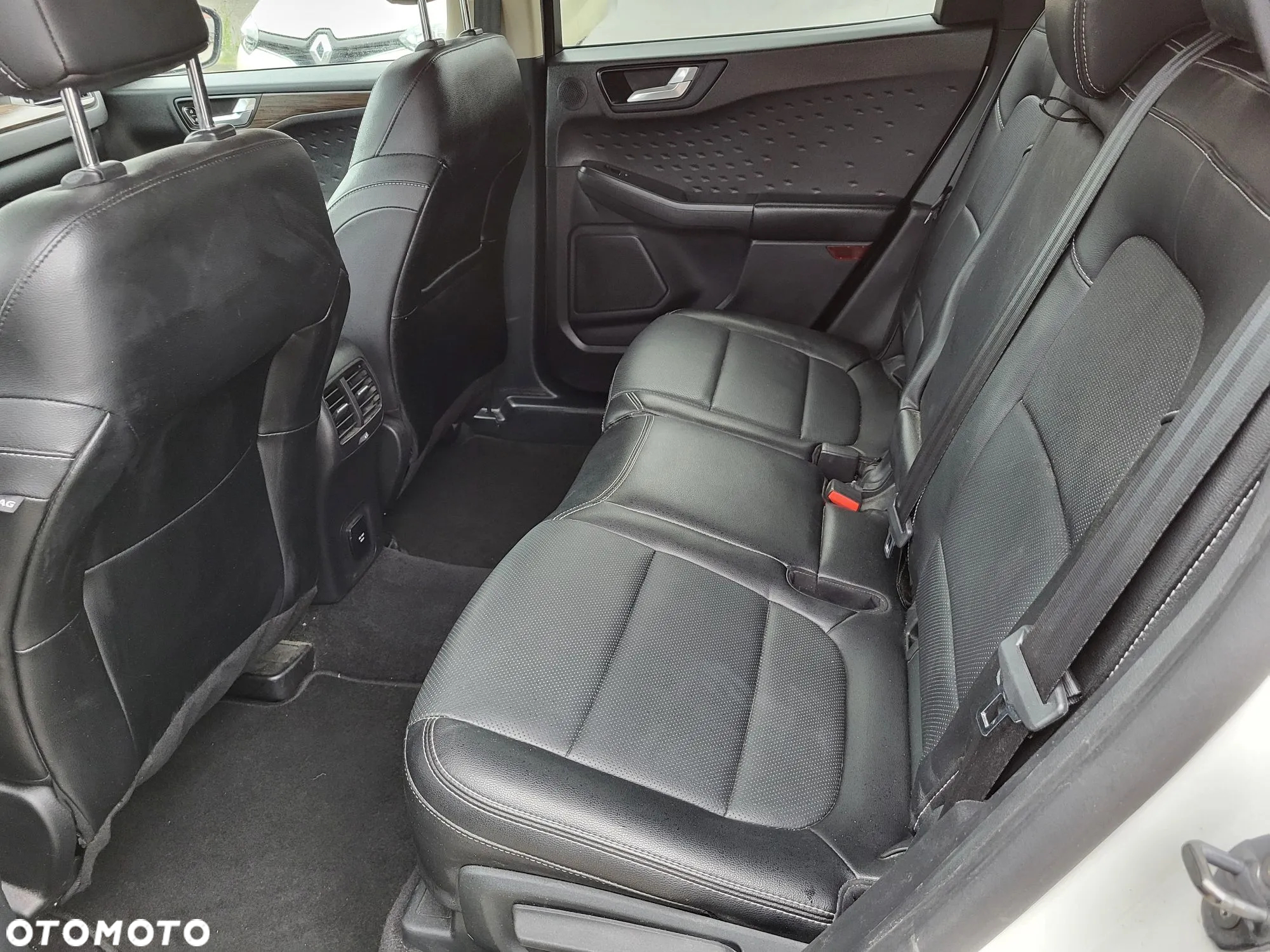 Ford Escape - 9